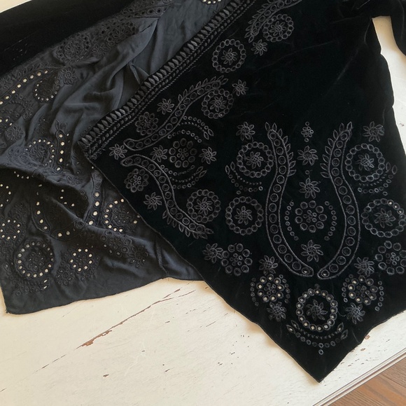 Johnny Was Black Velvet embroidered draped jacket Kimono Small - Picture 8 of 14
